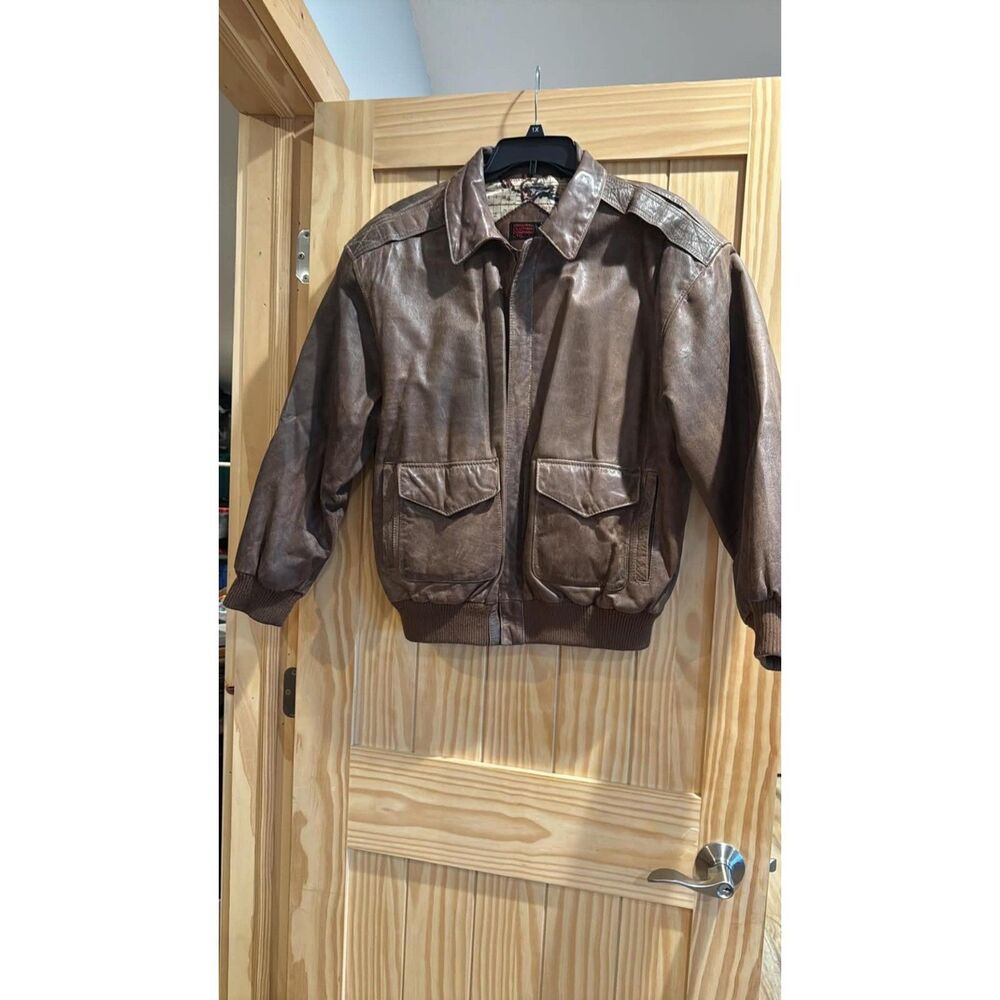 Vintage General Clothing LTD Men's Brown Leather Bomber Jacket